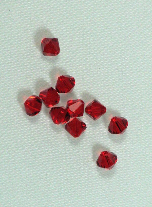 Swarvoski Bi-Cone Crystals Lite Siam 6mm (SWLTSIAM-06)